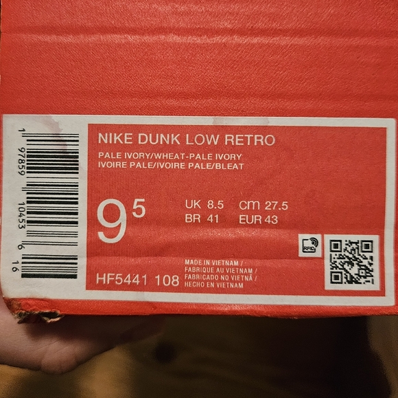 Nike Dunk Low Retro Shoes size 9.5 Pale Ivory / Wheat New - Picture 10 of 10